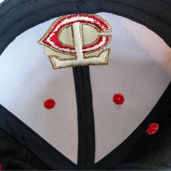 Minnesota Twins Dairy Queen SGA 2018 Baseball Hat, Snapback Adjustable Cap - Picture 6 of 7